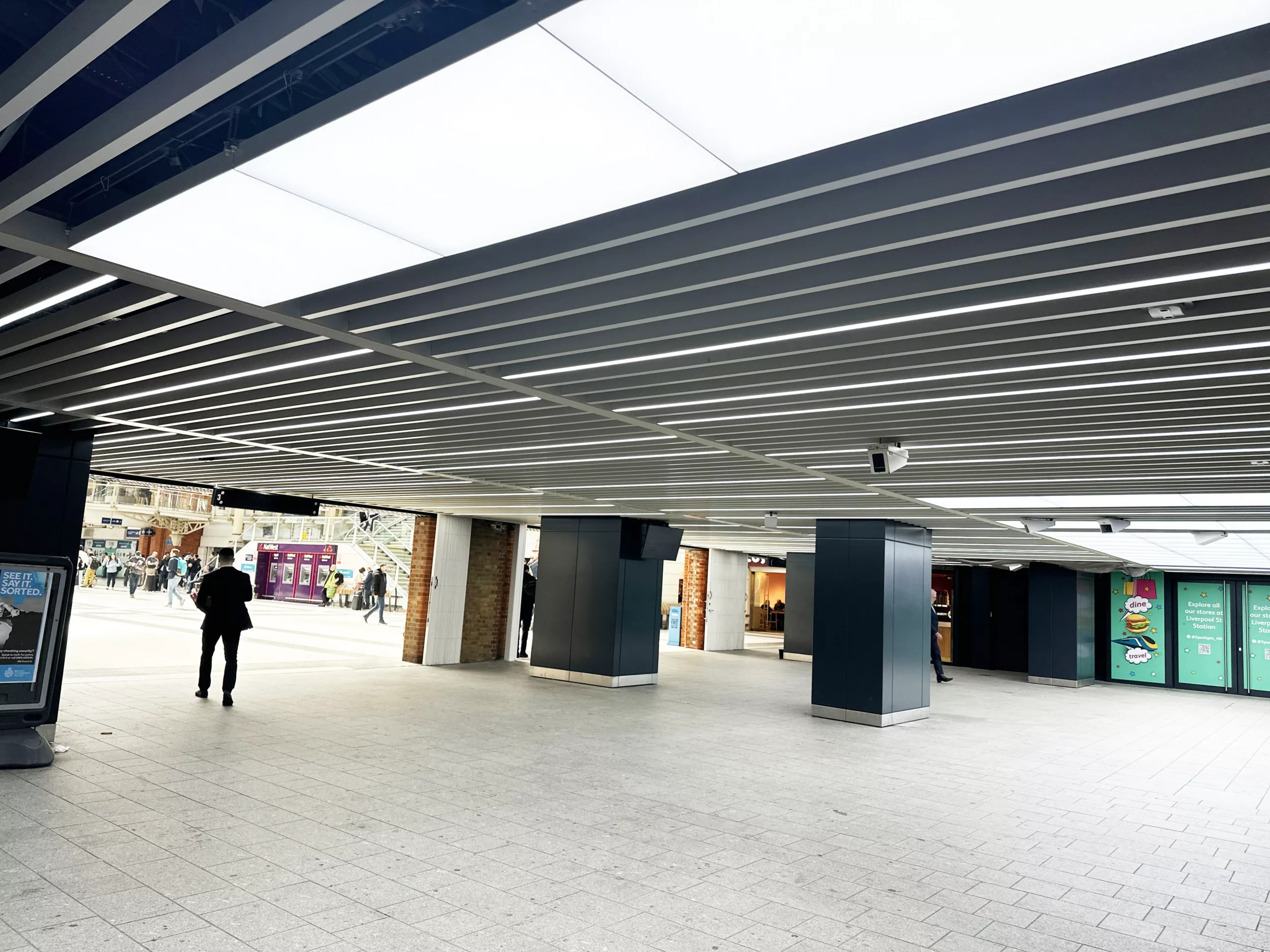 Liverpool Street, Broadgate Link, Glowpanel, LED ceiling panels, the Light Lab, bespoke lighting