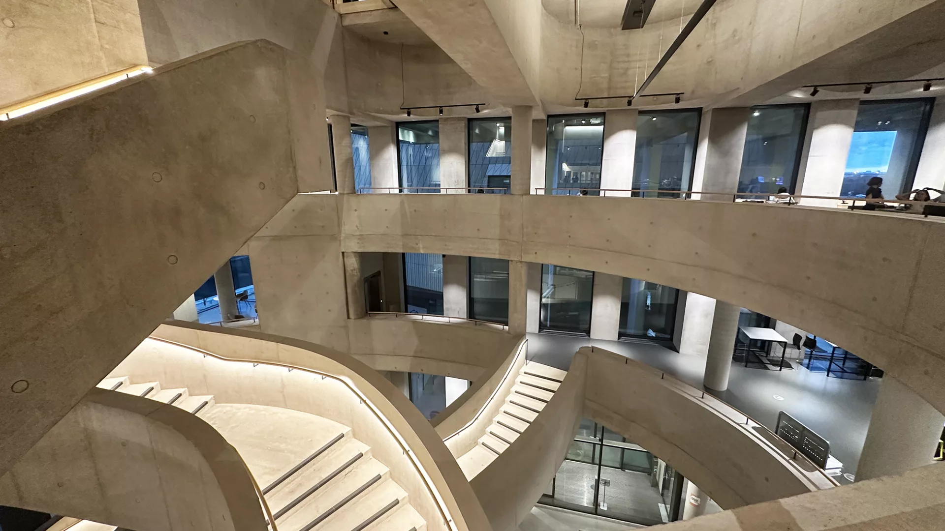 London College of Fashion - Glowrail - illuminated handrail - The Light Lab