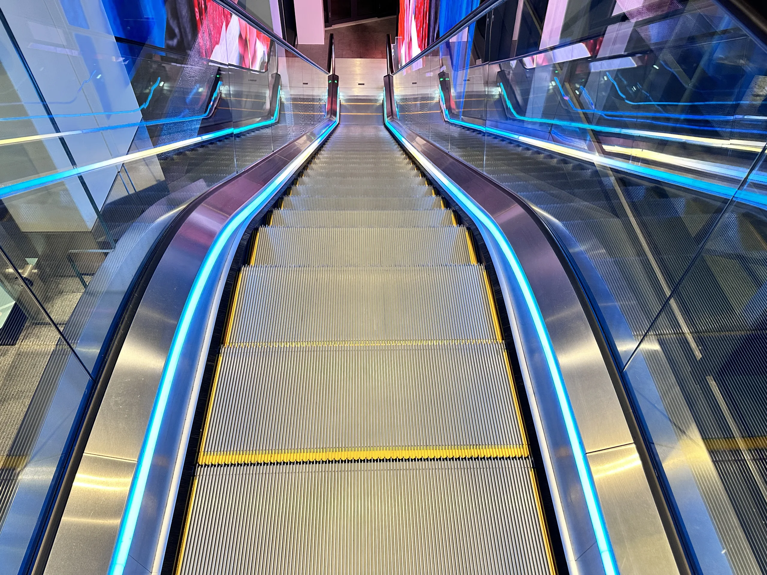 St James Quarter Edinburgh | Bespoke hospitality lighting | Customer retail - LED SPI escalator lighting | The Light Lab